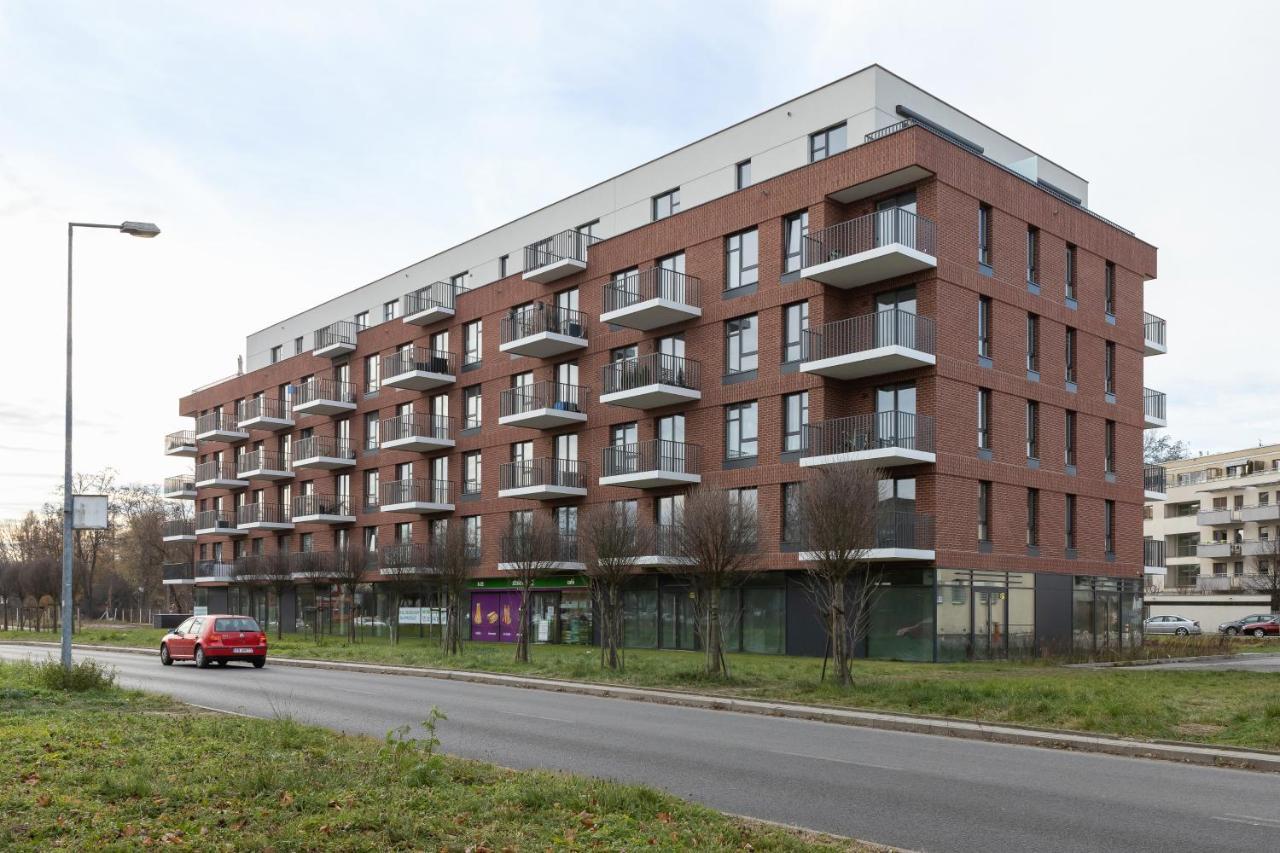 Lotniczówka Apartments by Renters Prestige Kraków Zewnętrze zdjęcie